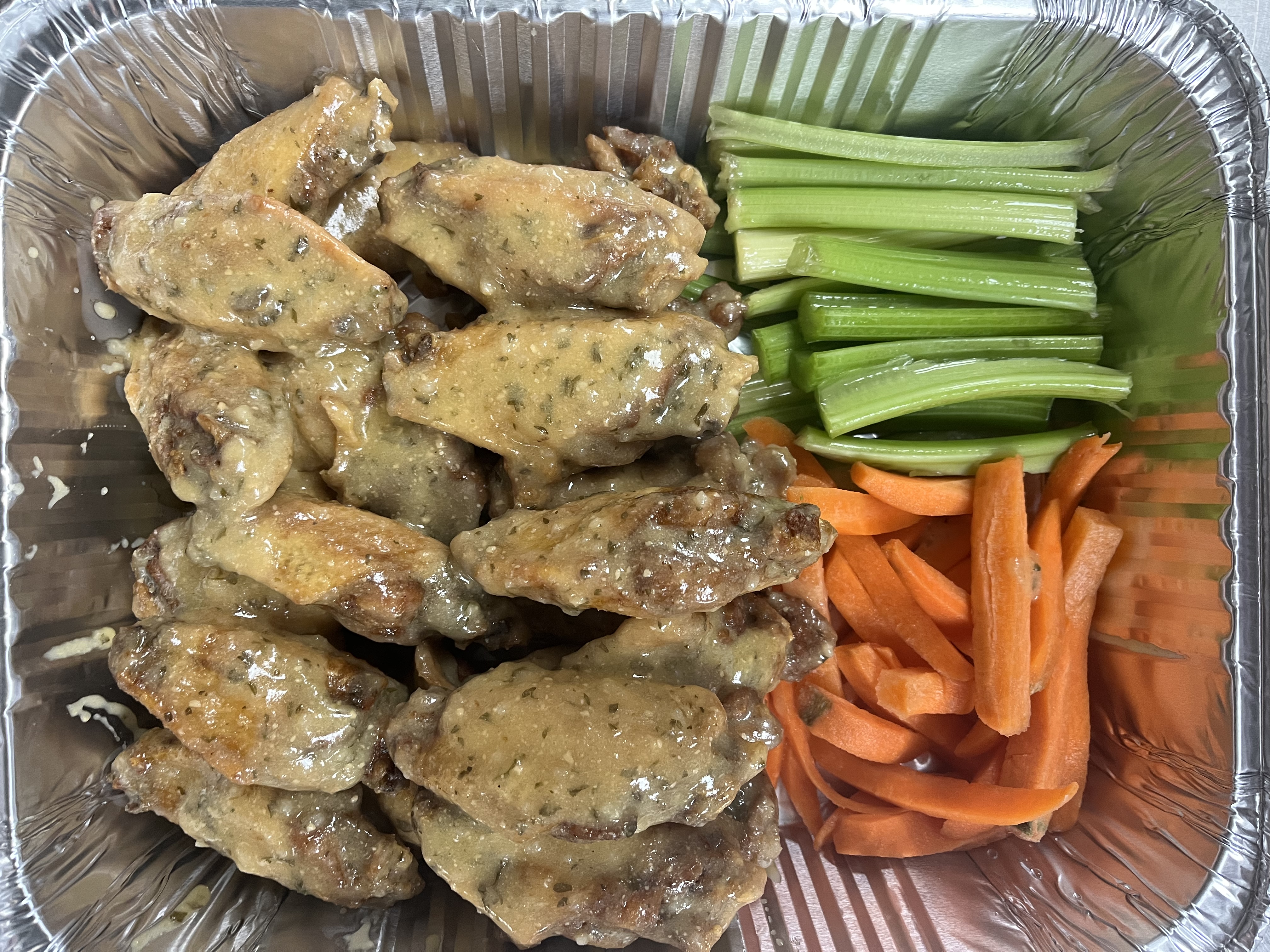 Order 10 Mixed Wings food online from Flavorshack Hot Chicken & Ribs store, Duncan on bringmethat.com