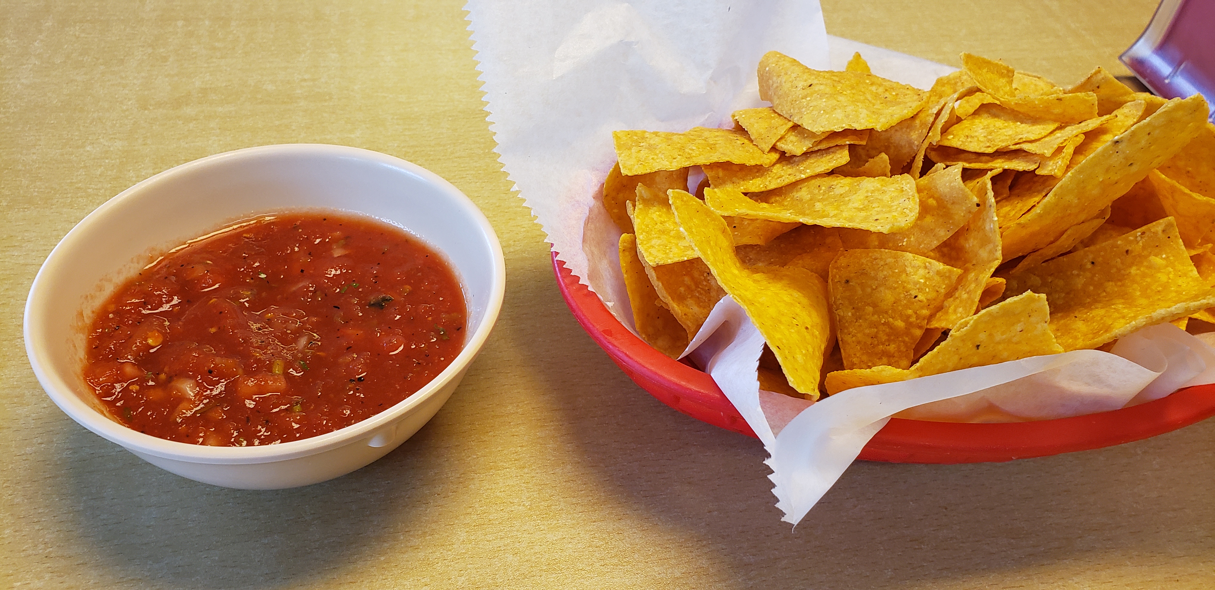 Order Chips and Salsa food online from Taqueria Guadalucana3 store, Memphis on bringmethat.com