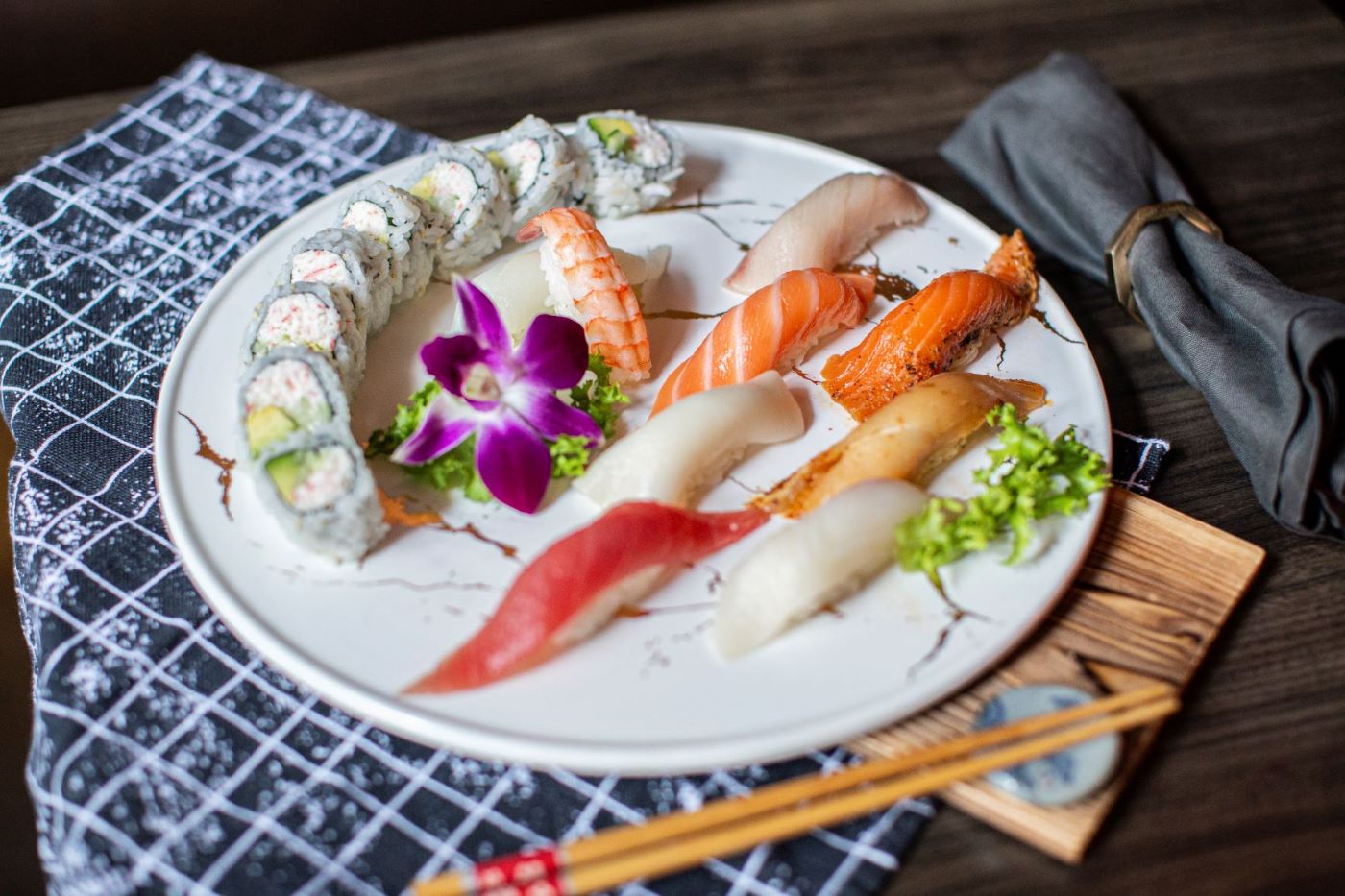 Order Sushi Supreme food online from Niu Japanese Fusion Lounge store, Chicago on bringmethat.com