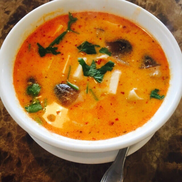 Order 10143. Bowl of Tom Yum Soup food online from Bangkok Spices Thai Restaurant store, San Diego on bringmethat.com