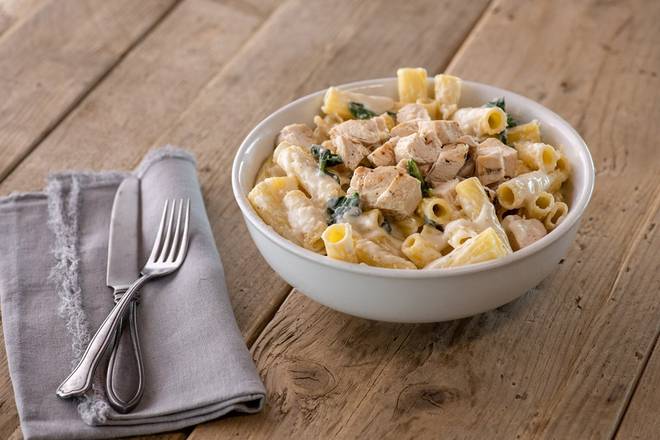 Order Chicken Alfredo food online from Stonefire Grill store, Valencia on bringmethat.com