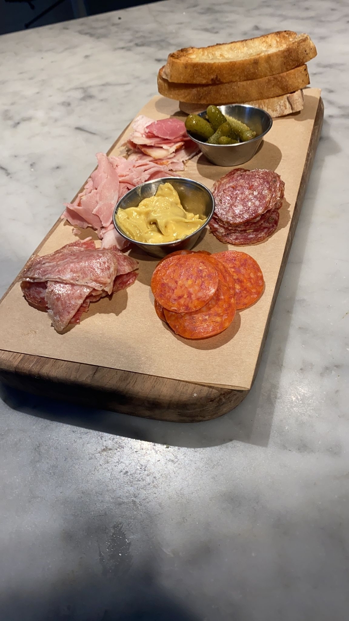 Order Meat Board food online from Rise Pizzeria store, Burlingame on bringmethat.com