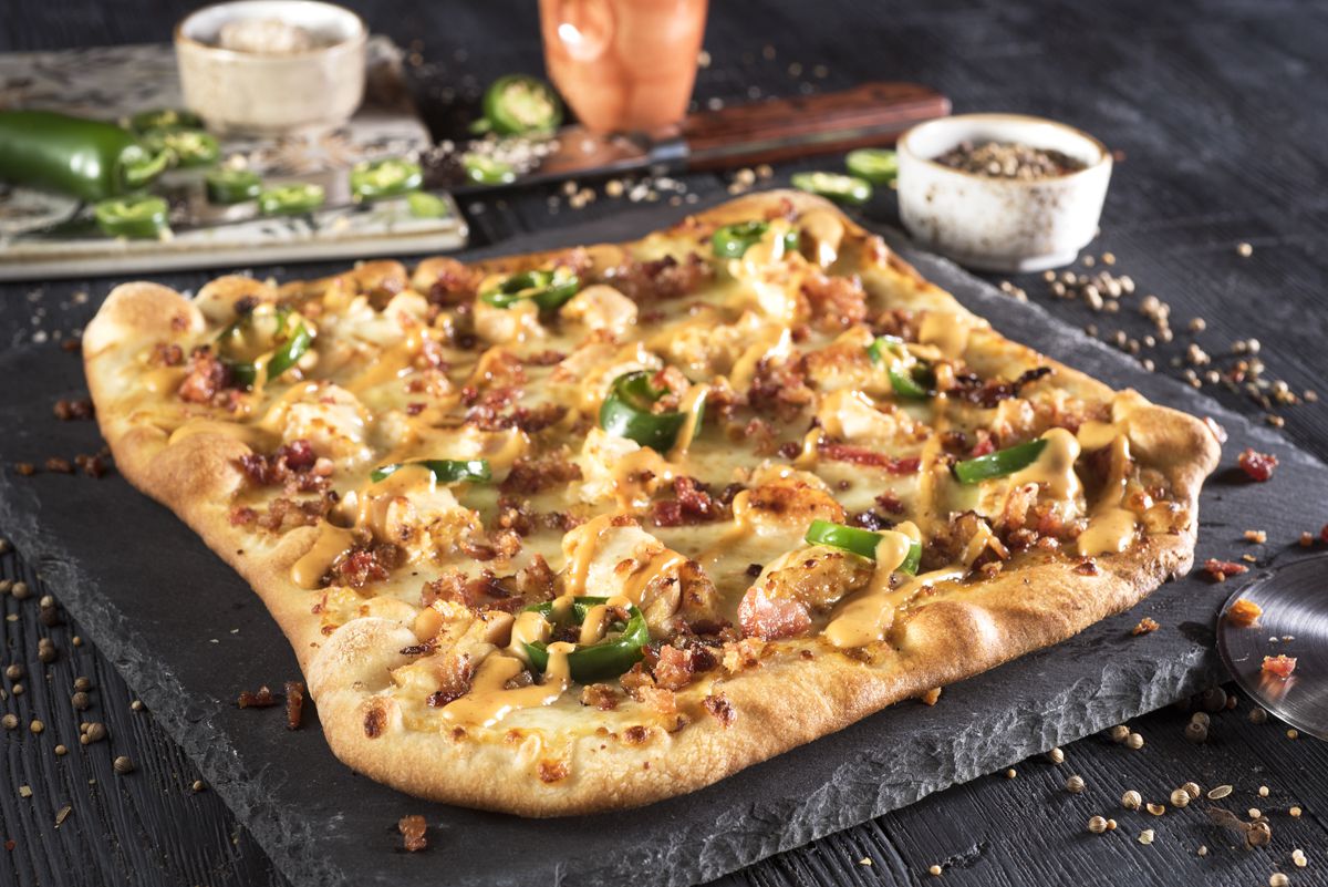 Order Chipotle Chicken Flatbread food online from Pats Select Pizza Grill store, Warrington on bringmethat.com