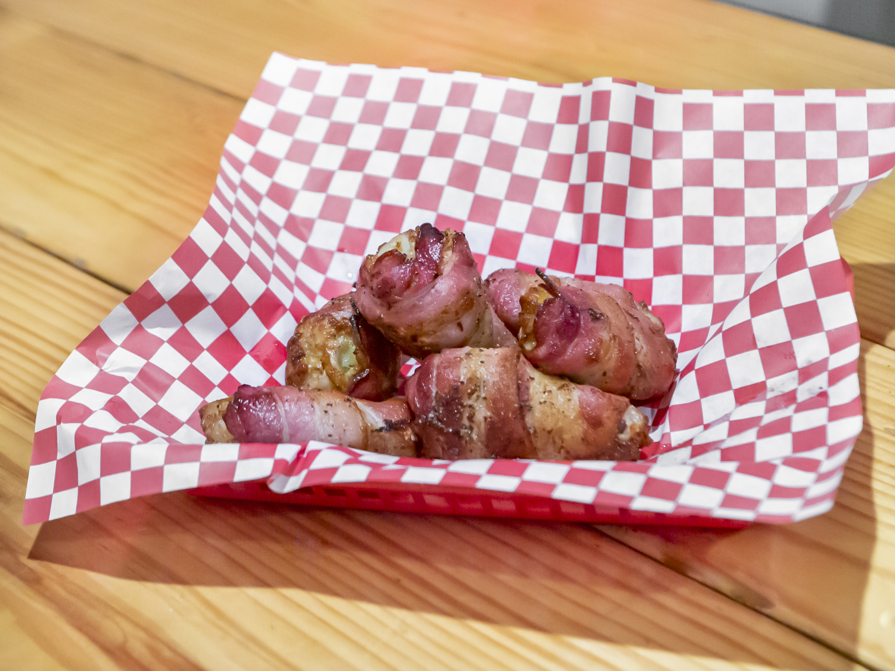Order Bacon Wrap Wings food online from Rocko Pizza store, Terrell on bringmethat.com