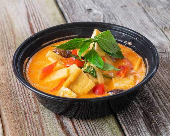 Order Red Curry food online from Pinto Thai Kitchen store, Sandy on bringmethat.com
