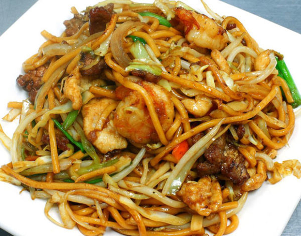 Order 31. House Special Lo Mein food online from Super China Buffet store, Kenosha on bringmethat.com
