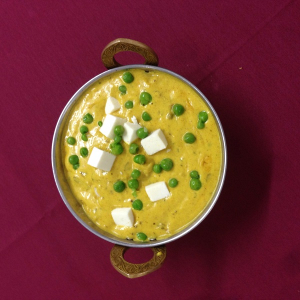 Order Matar Paneer food online from India's Tandoori Restaurant store, Burbank on bringmethat.com