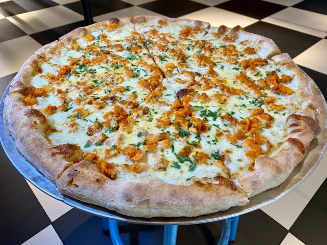 Order 20" Buffalo Chicken Pizza food online from PizzaCake store, Las Vegas on bringmethat.com