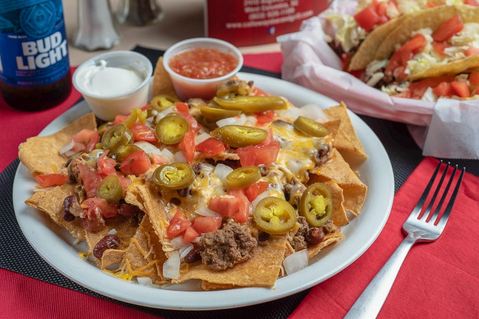 Order Heavy Weight Nachos food online from Calloway Sports Bar & Grill store, West Columbia on bringmethat.com