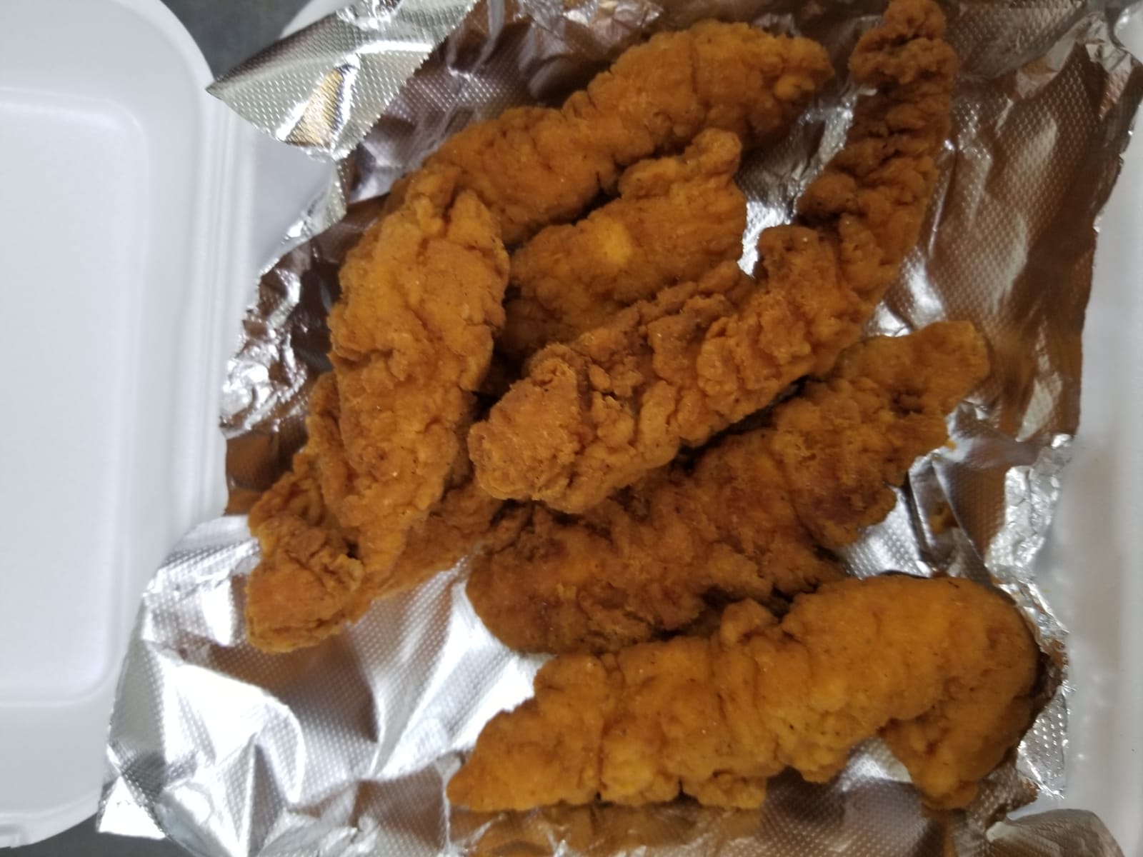 Order Chicken Tenders food online from Golden Halal Pizza store, Dearborn Heights on bringmethat.com