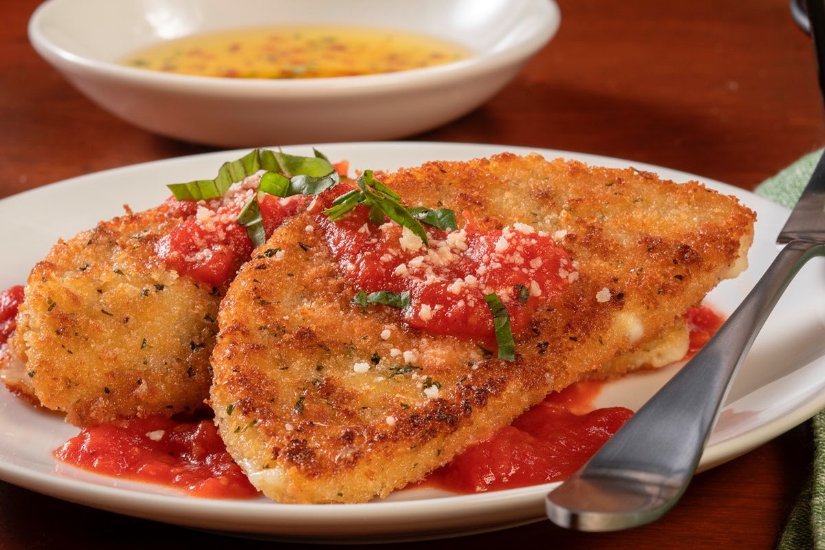 Order Mozzarella Fritta food online from Bertucci's store, Plymouth Meeting on bringmethat.com
