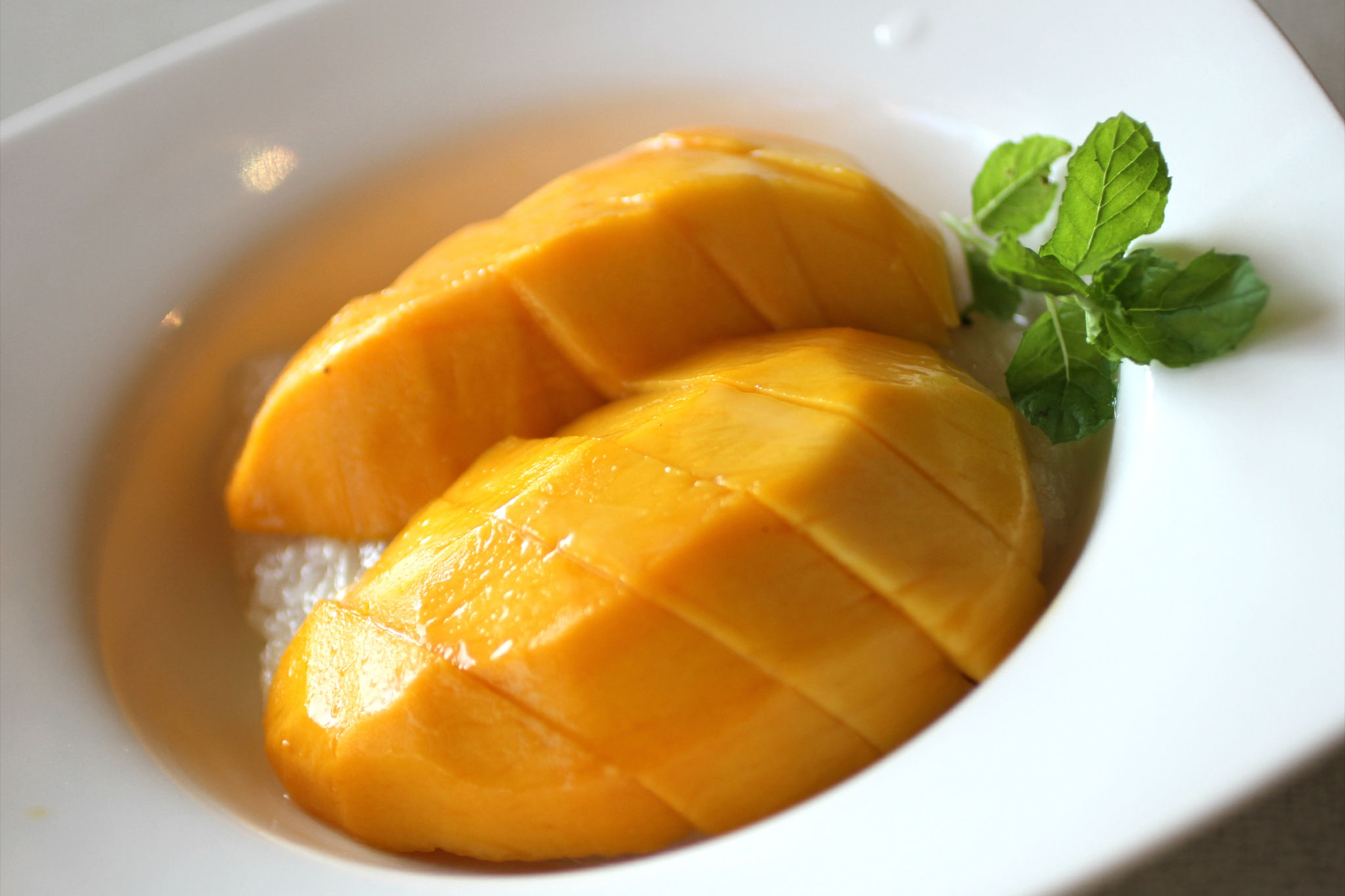 Order Sweet rice with fresh mango food online from Thailand Restaurant store, Beaverton on bringmethat.com