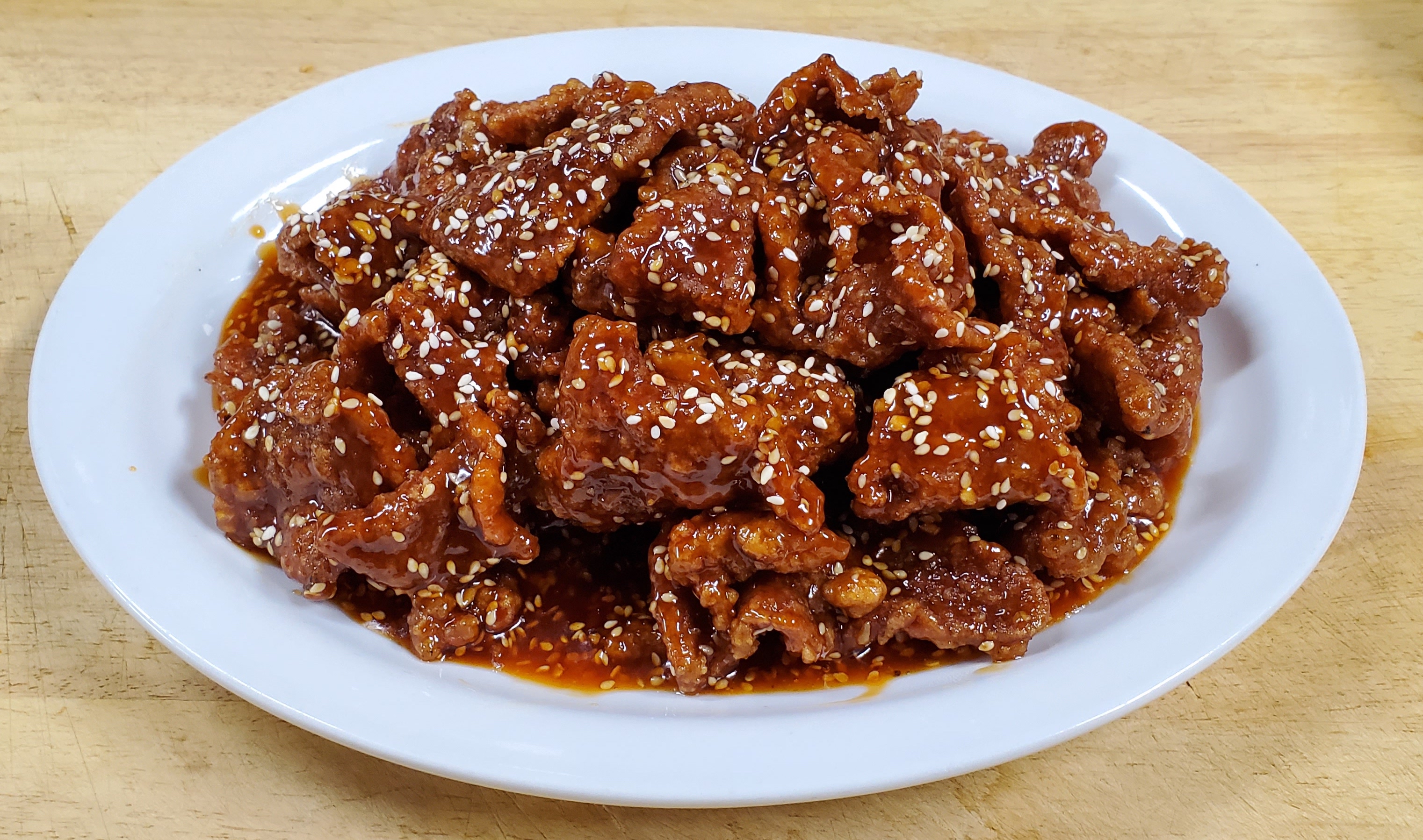 Order C04. Sesame Beef food online from Szechuan House store, Aloha on bringmethat.com
