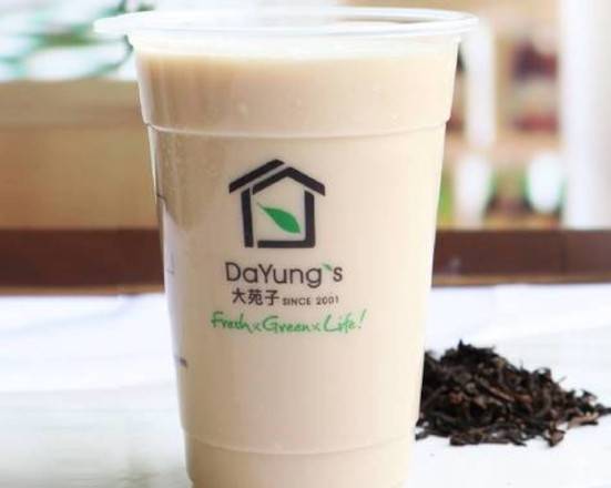 Order Black Tea Latte (Large) food online from Dayung Tea store, Chandler on bringmethat.com