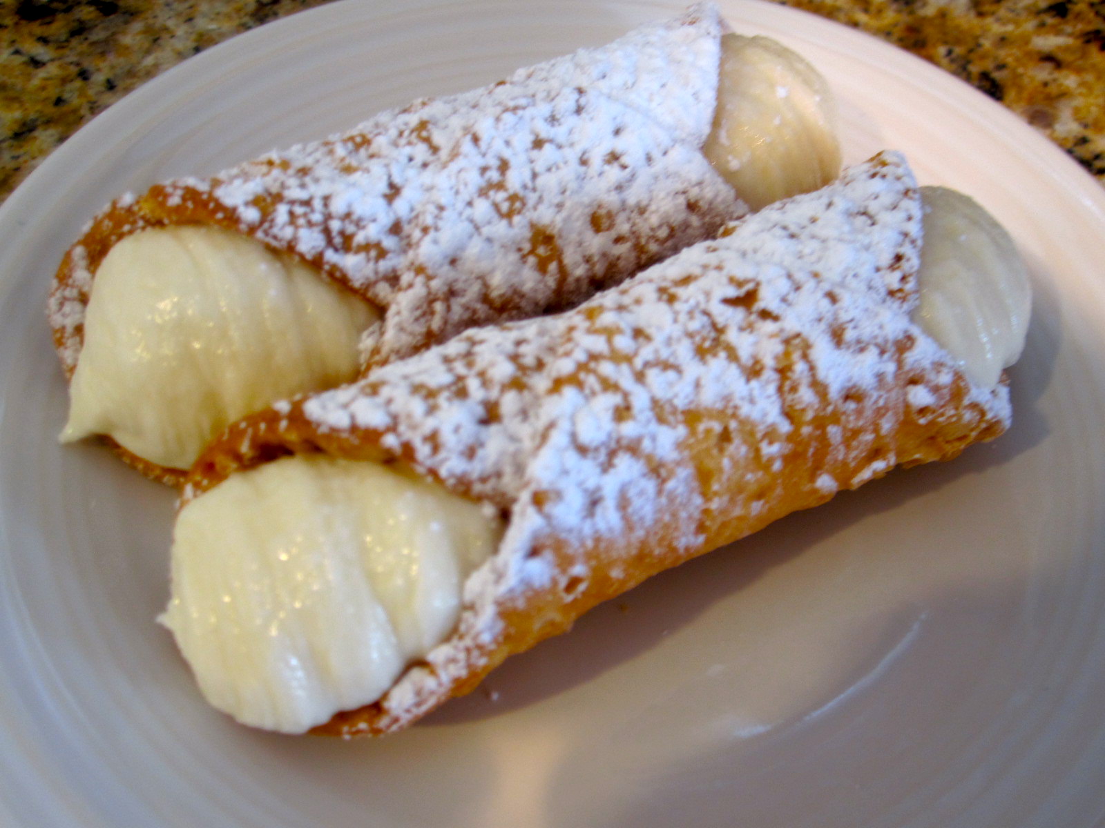 Order Cannoli food online from Lenny's Pizza Time store, Farmingdale on bringmethat.com
