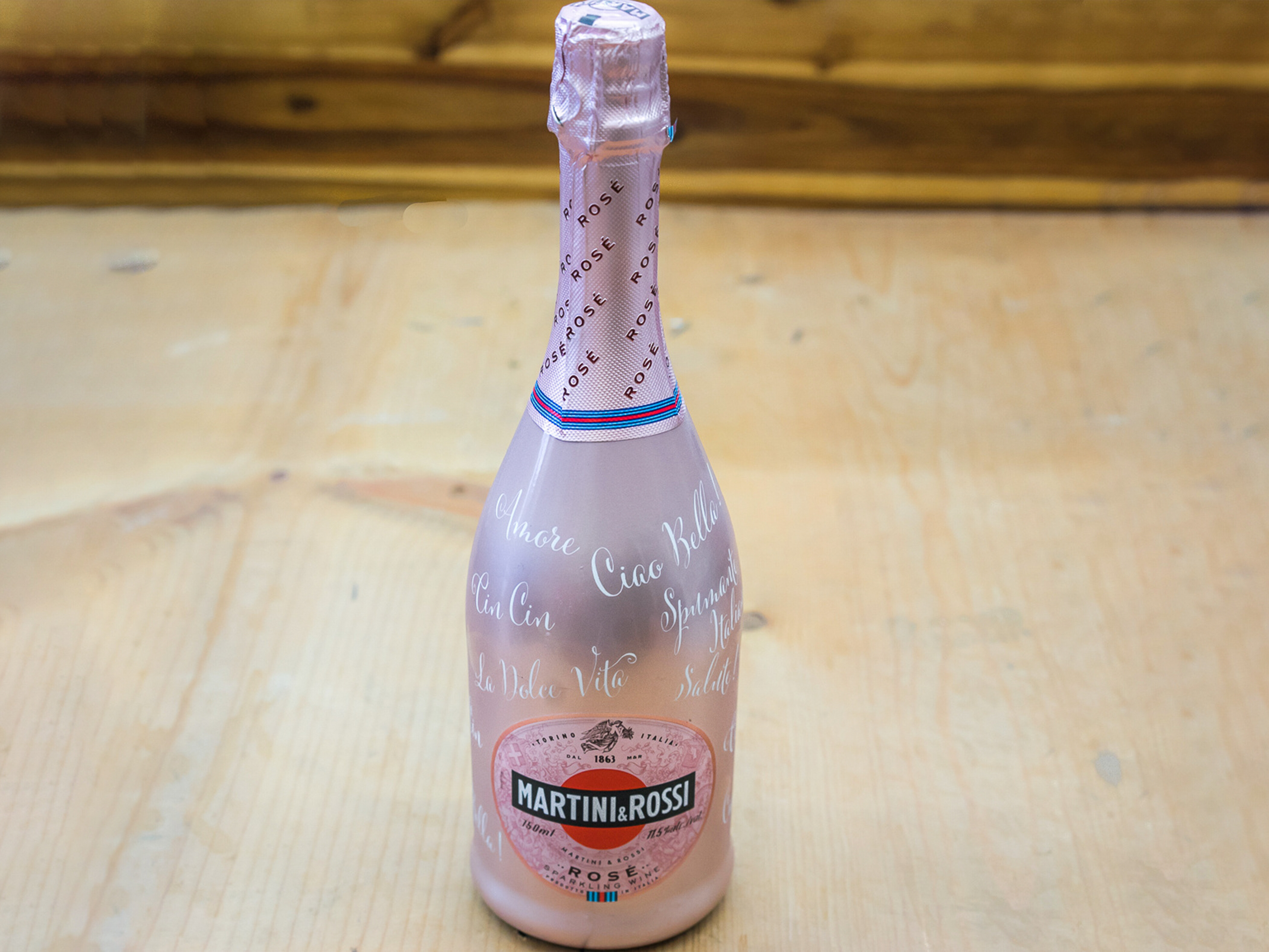 Order 750 ml Martin and Rossi Rose Sparkling Wine food online from B & B Liquor Market store, Los Angeles on bringmethat.com