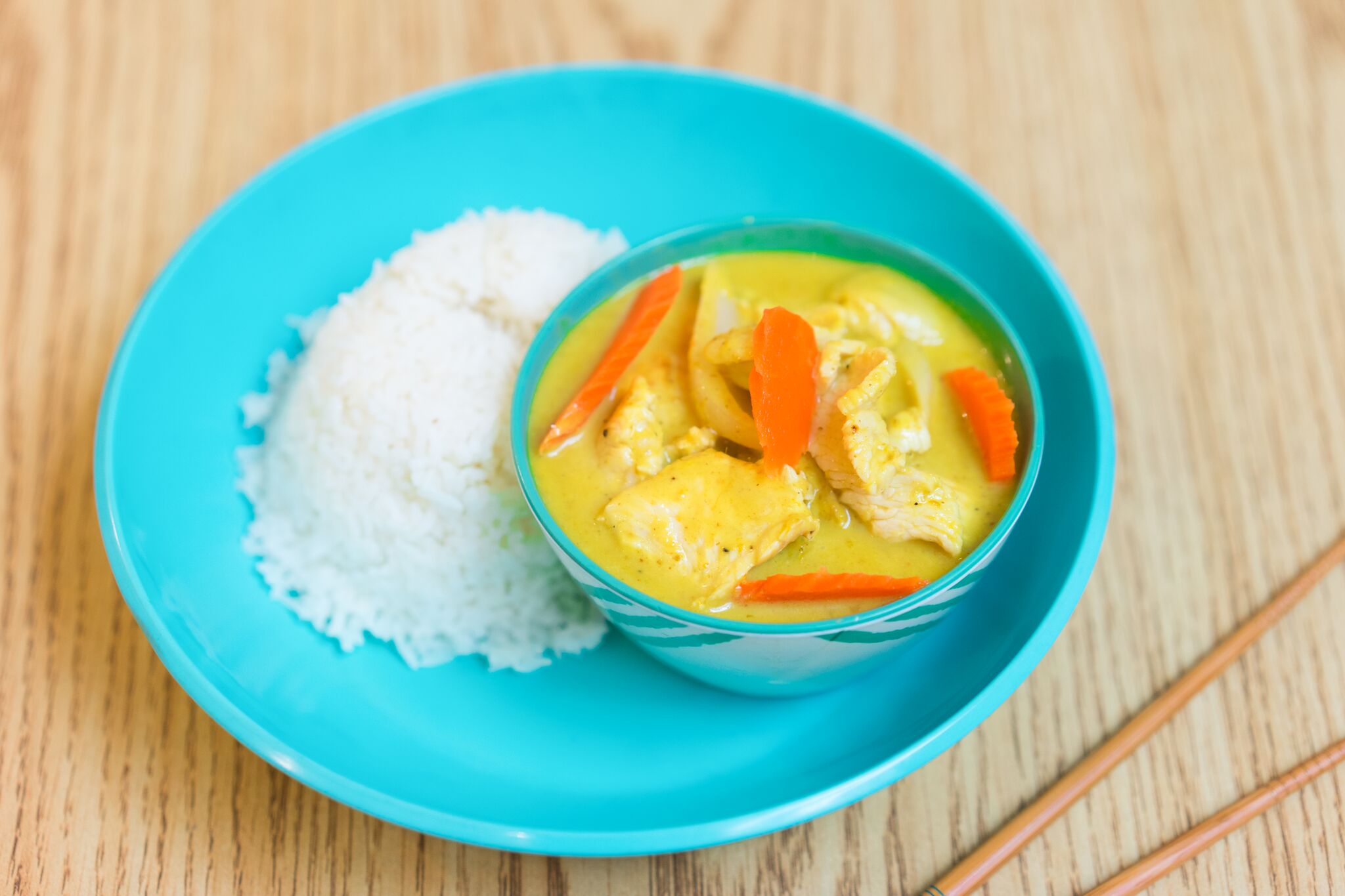 Order Yellow Curry Rice Plate food online from Thainery store, San Francisco on bringmethat.com
