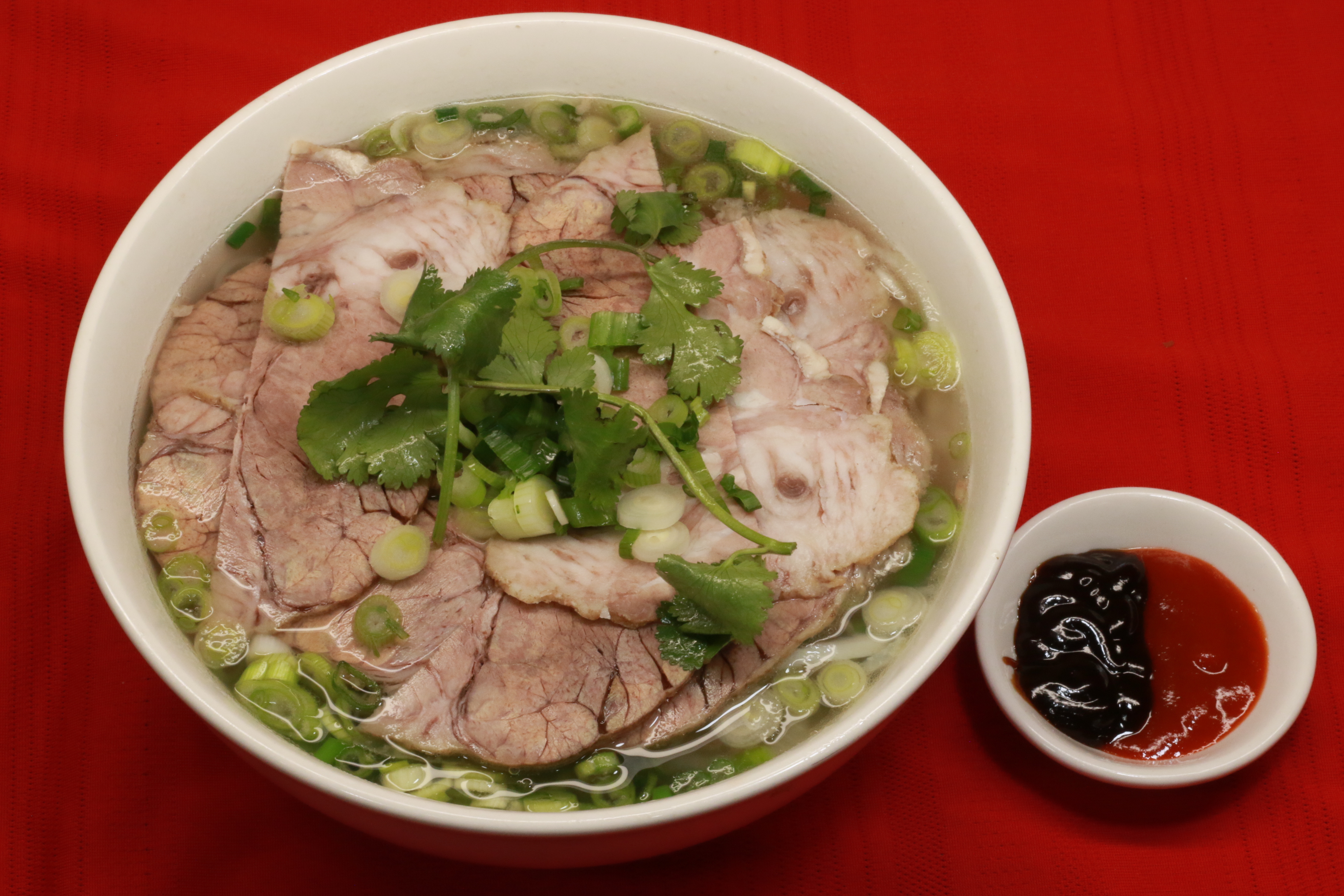 Order P6. Flank & Well Done Brisket Pho food online from Pho Khang store, Englewood on bringmethat.com