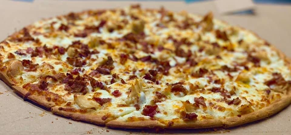 Order Chicken Bacon Ranch Pizza - Small 10'' food online from Jimmy's Pizza Litchfield store, Litchfield on bringmethat.com