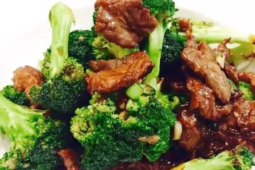 Order Beef with Broccoli food online from Hunan Cottage store, Plainview on bringmethat.com