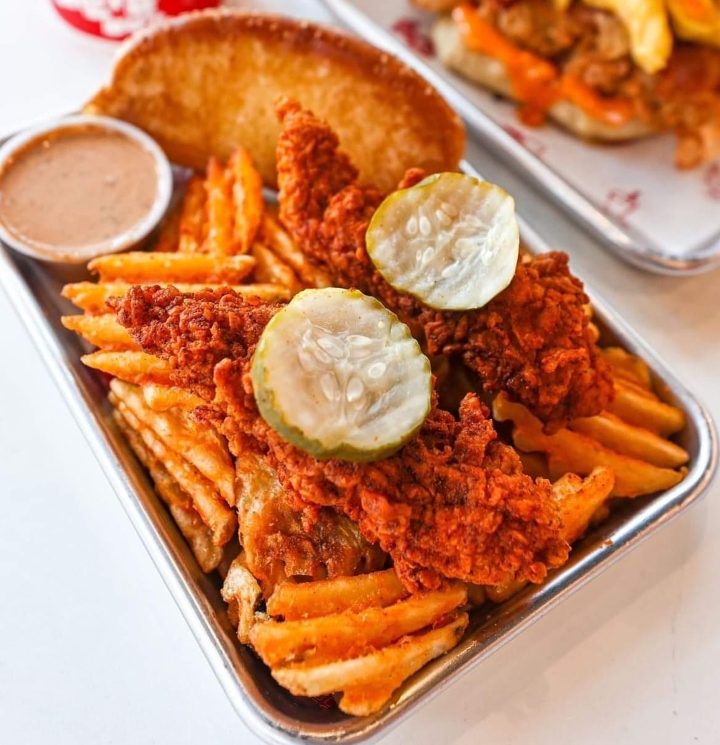 Order Hot Tender Basket food online from The Waffle Bus store, Houston on bringmethat.com