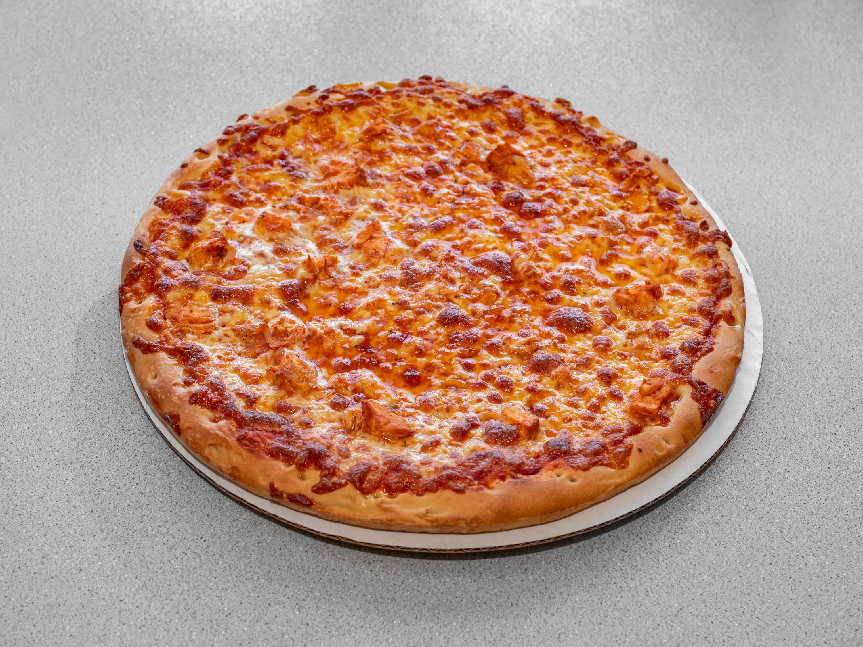 Order Buffalo Chicken Pizza food online from Georgios House of Pizza store, Carver on bringmethat.com