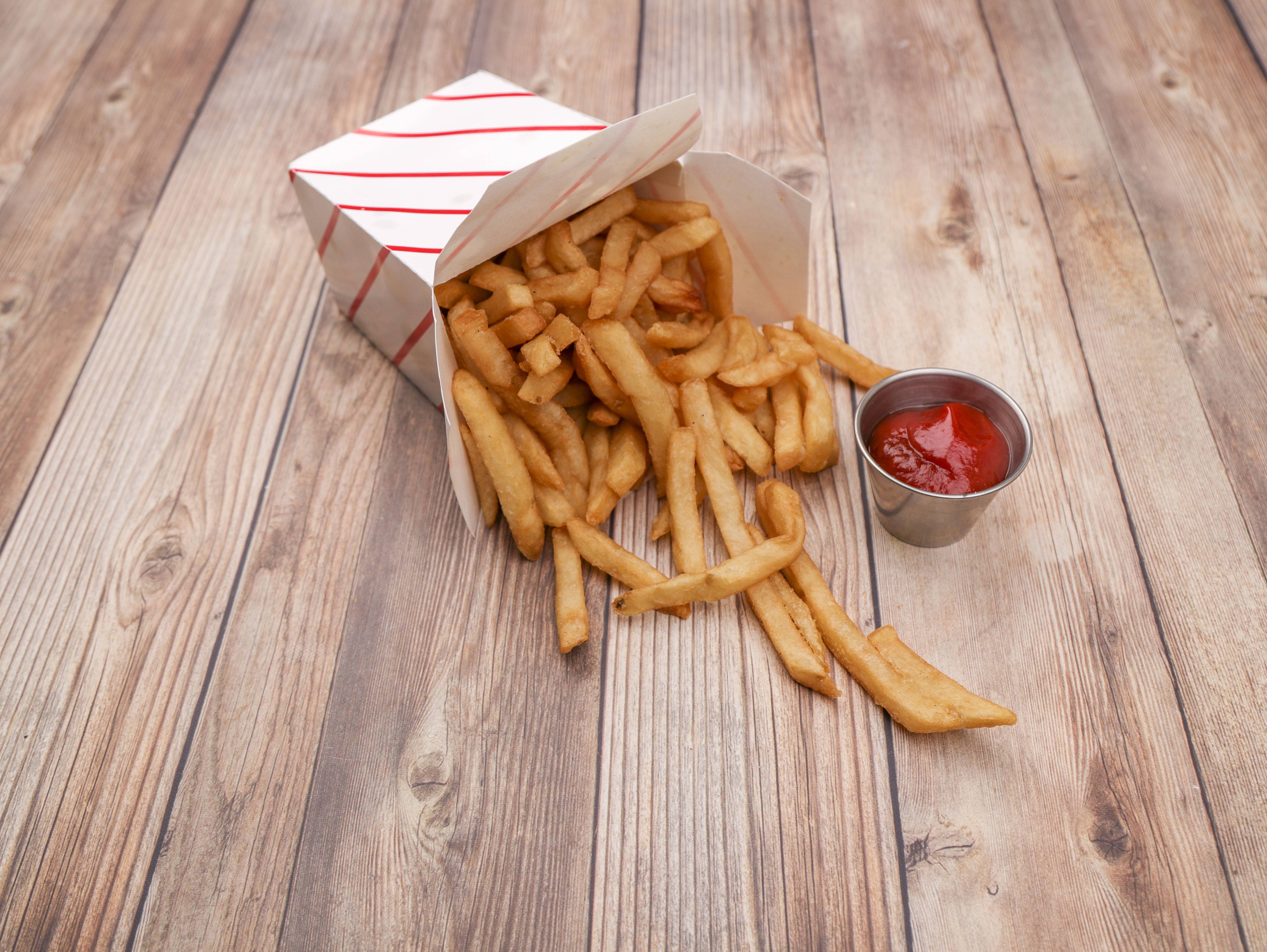 Order French Fries food online from Bella MIA store, Danvers on bringmethat.com
