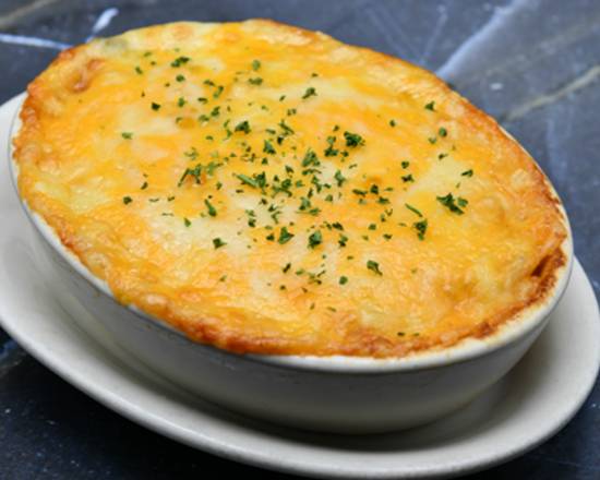 Order Smoked Gouda & Bacon Au Gratin Potatoes food online from Morton The Steakhouse store, Anaheim on bringmethat.com
