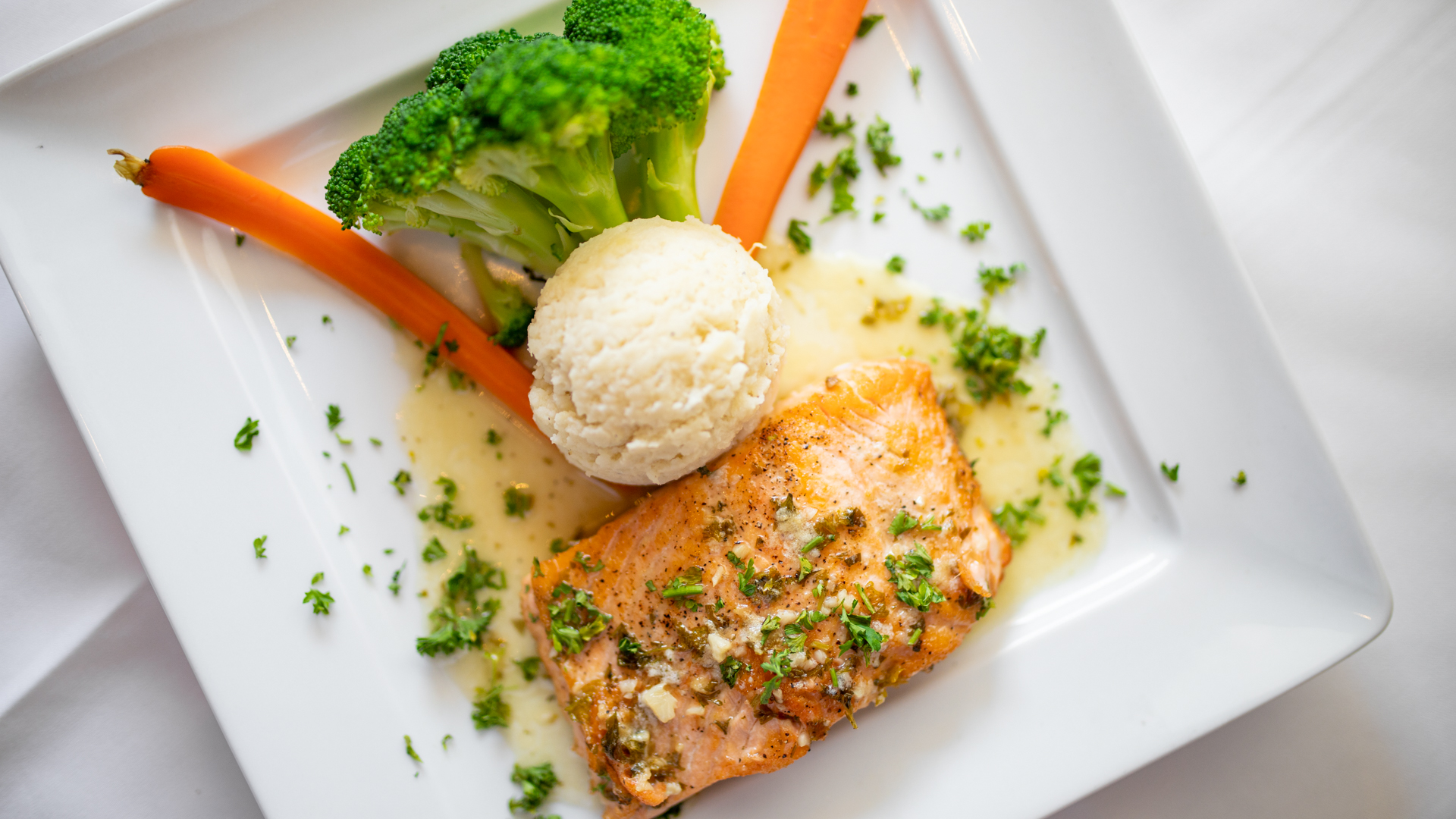 Order Broiled Atlantic Salmon food online from Stoney Point Bar & Grill store, Pasadena on bringmethat.com