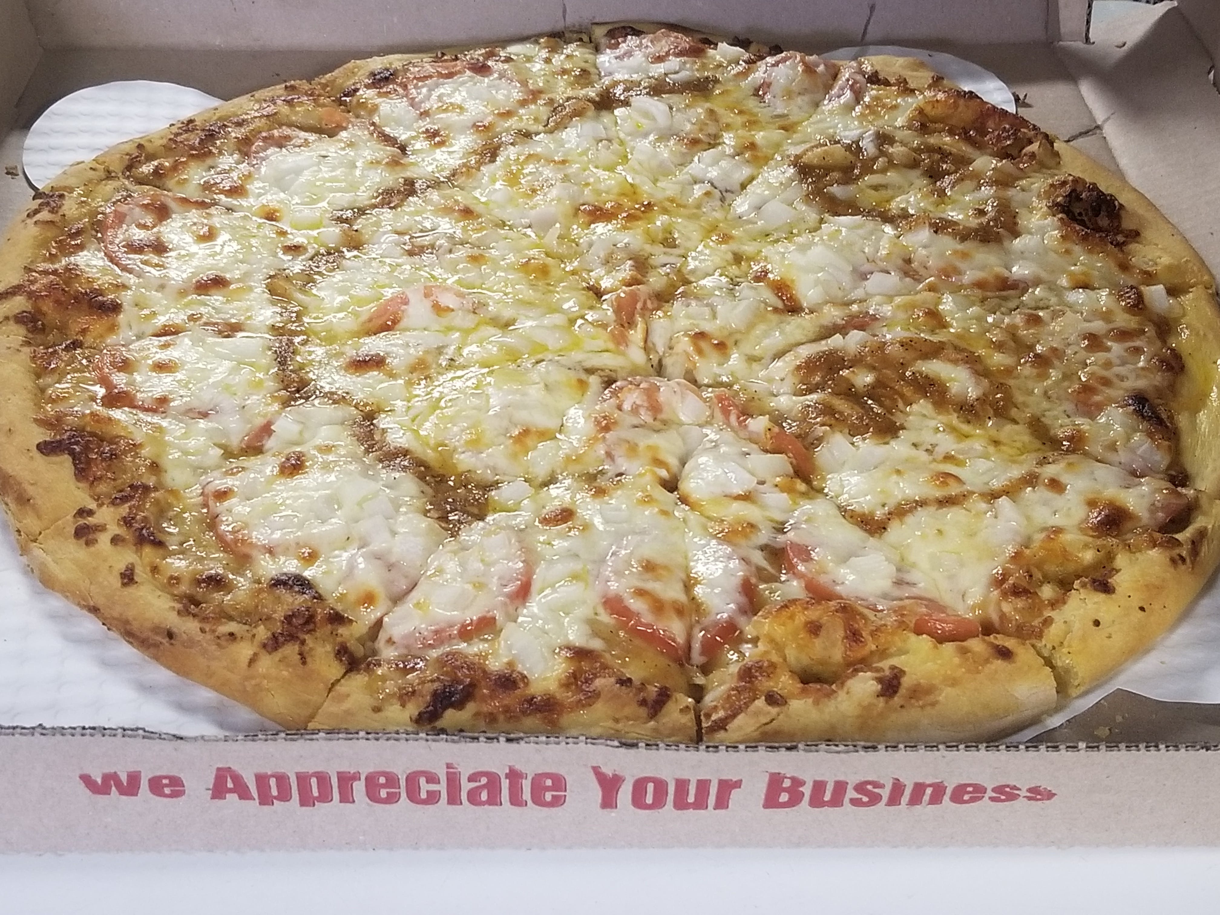 Order Spicy White Pizza - Small 10" (4 Cut) food online from Novotny's Groceries & Pizza store, Worthington on bringmethat.com