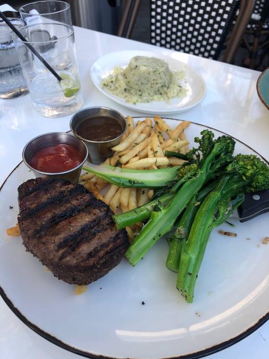 Order Grass-Fed Filet Mignon food online from Porta Via store, Pacific Palisades on bringmethat.com