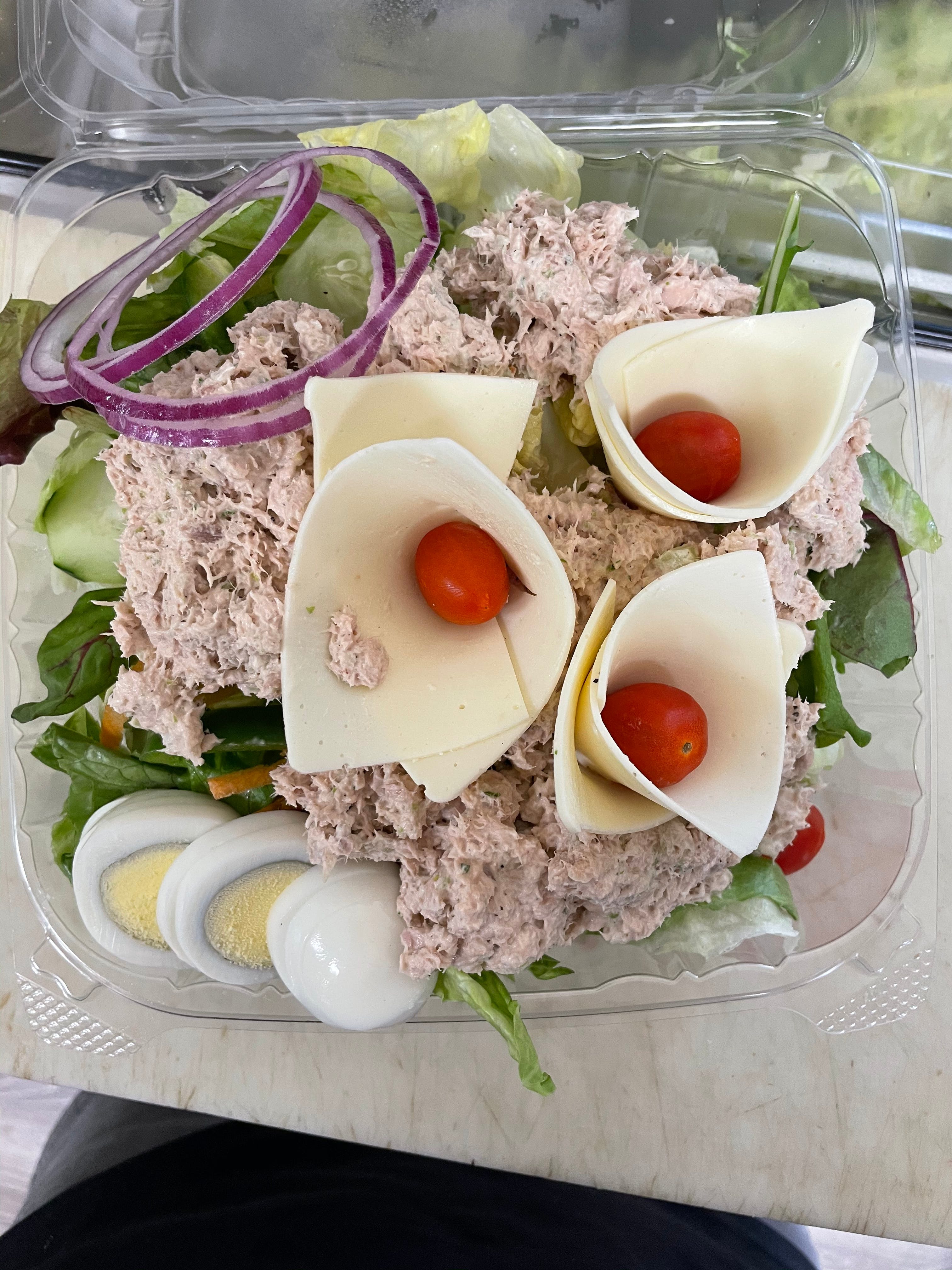 Order Tuna Salad - Large food online from Amici Vicinato store, Lafayette Hill on bringmethat.com