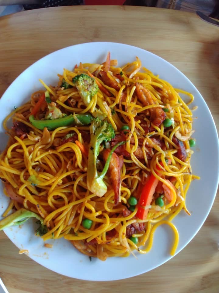 Order Veggi Chowmein food online from Himalayan tandoori & curry house store, Berkeley on bringmethat.com