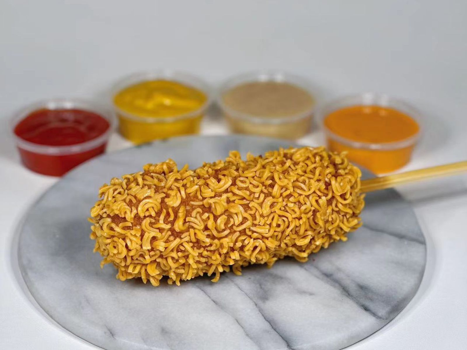 Order G4 Ramen Noodle Chips Hot Dog G4 拉面脆韩式热狗 food online from Teamoji store, Champaign on bringmethat.com