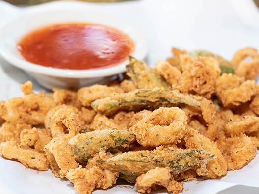 Order Flash Fried Calamari food online from Rockfish Seafood Grill store, The Colony on bringmethat.com