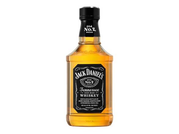 Order Jack Daniel's Old No. 7 Tennessee Whiskey - 200ml Bottle food online from Josh Wines & Liquors Inc store, New York on bringmethat.com