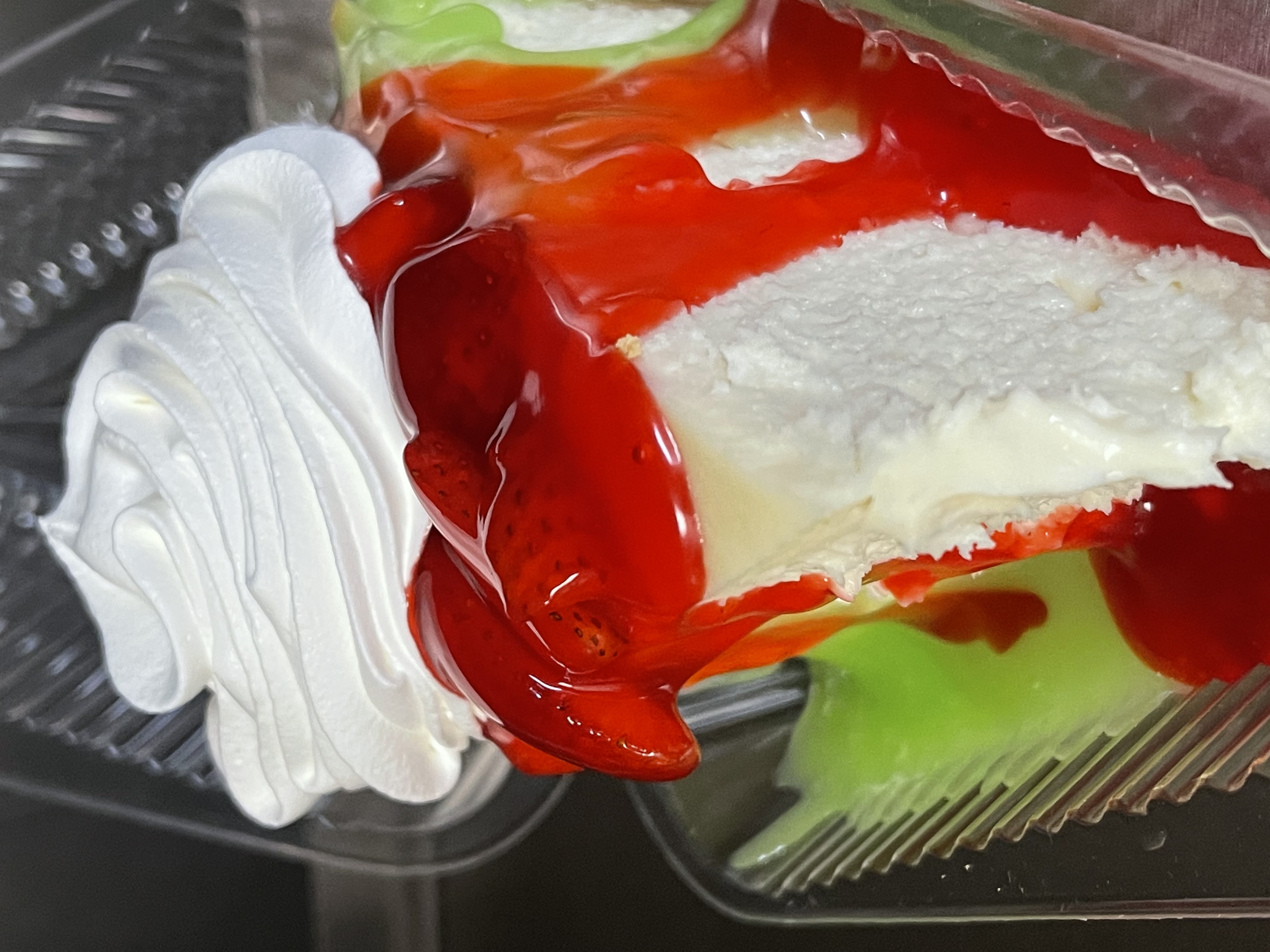 Order Key lime strawberry cheesecake food online from Meshas Sinful Cakes store, Columbia on bringmethat.com