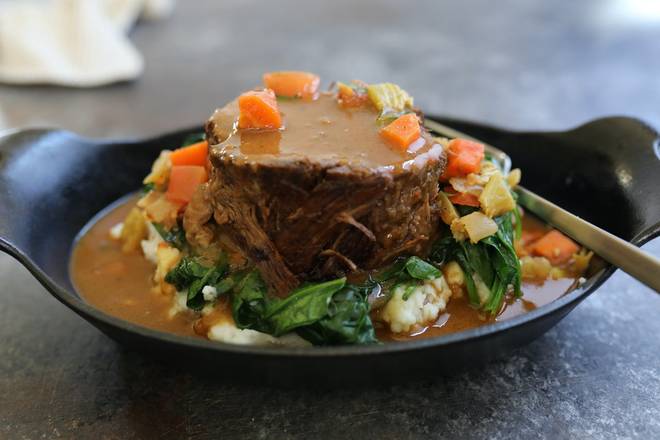 Order Campfire Pot Roast food online from Lazy Dog Restaurant & Bar store, Peachtree Corners on bringmethat.com