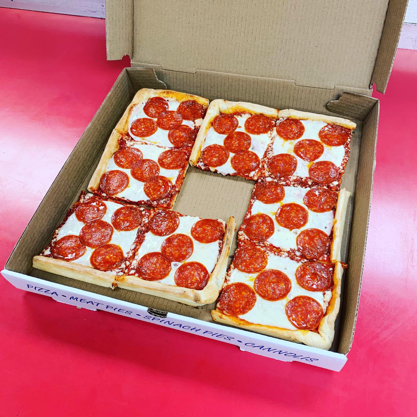 Order Box of 8 Extra Cheese and Pepperoni Pizza food online from Nh Beach Pizza store, Haverhill on bringmethat.com