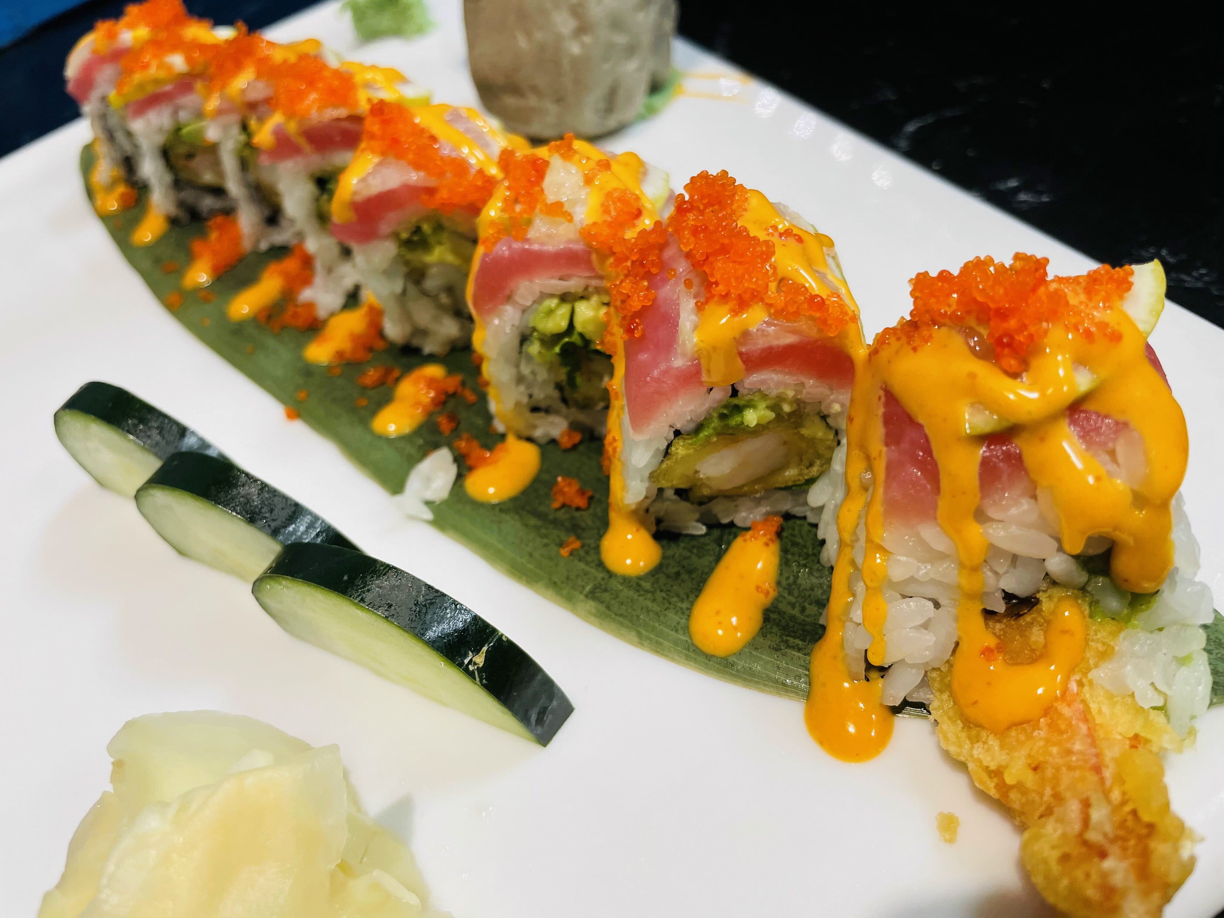 Order S4. Executive Roll food online from Asian Cuisine & Sushi Bar store, Salt Lake City on bringmethat.com