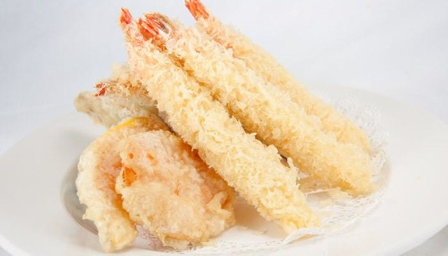 Order Shrimp Tempura Appetizer food online from Nori Sushi store, Philadelphia on bringmethat.com