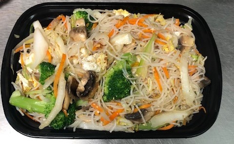 Order 46. Vegetable Chow Mein Fun food online from China Star store, Dunbar on bringmethat.com
