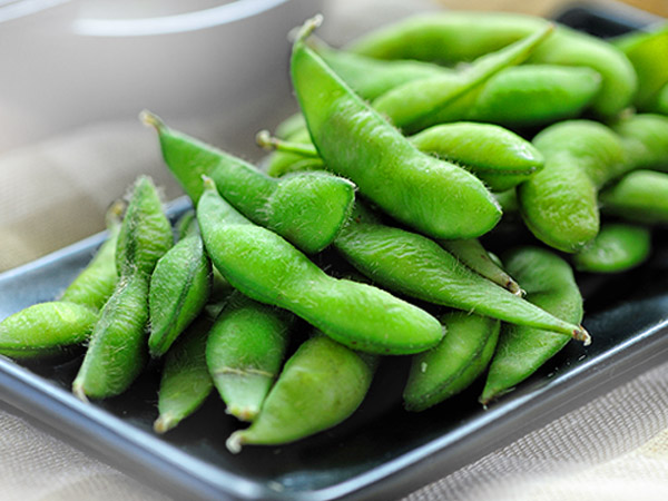Order Edamame food online from Sushiraw store, Los Angeles on bringmethat.com