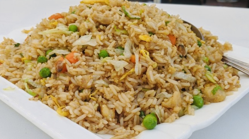 Order Chicken Fried Rice food online from Capital Noodle Bar store, Irvine on bringmethat.com