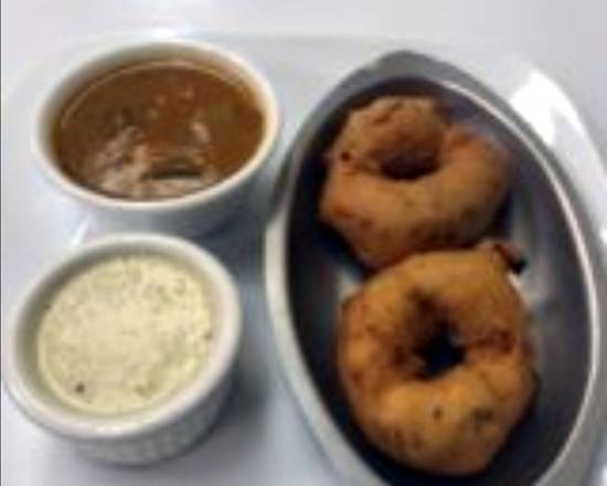 Order Medhu Vada food online from Udupi Cafe store, Tempe on bringmethat.com