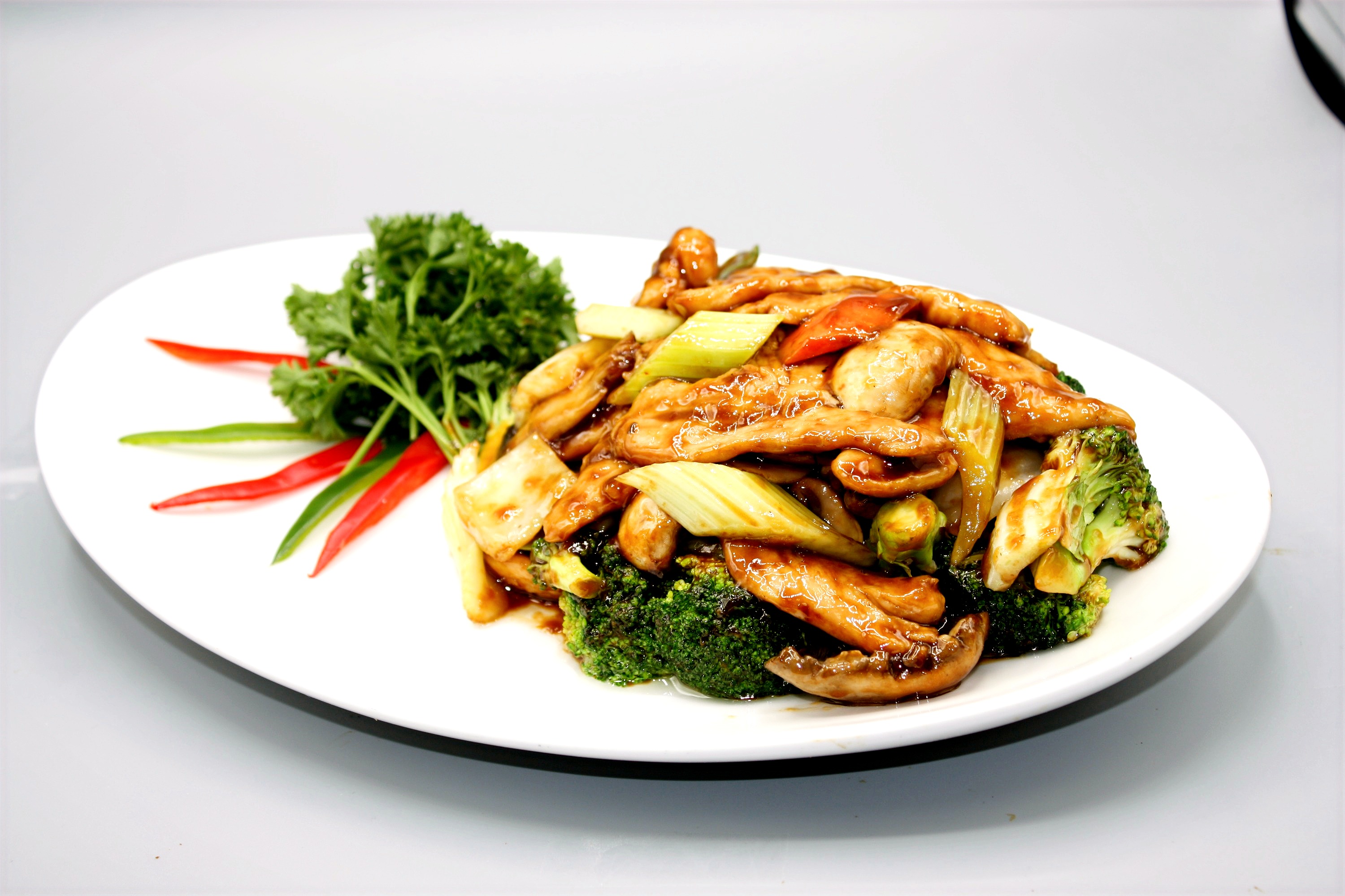 Order Chicken with Mixed Vegetable food online from Chau's cafe store, Ashburn on bringmethat.com