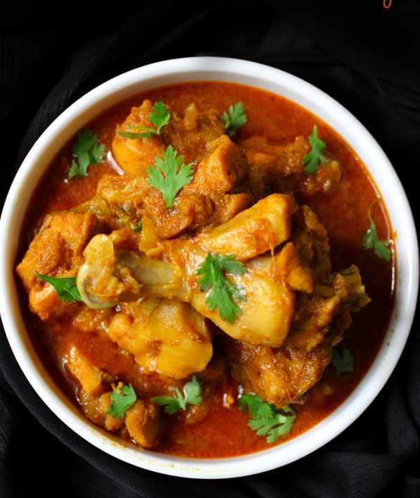 Order Andhra Chicken Curry food online from Biryani Bowl store, Fremont on bringmethat.com