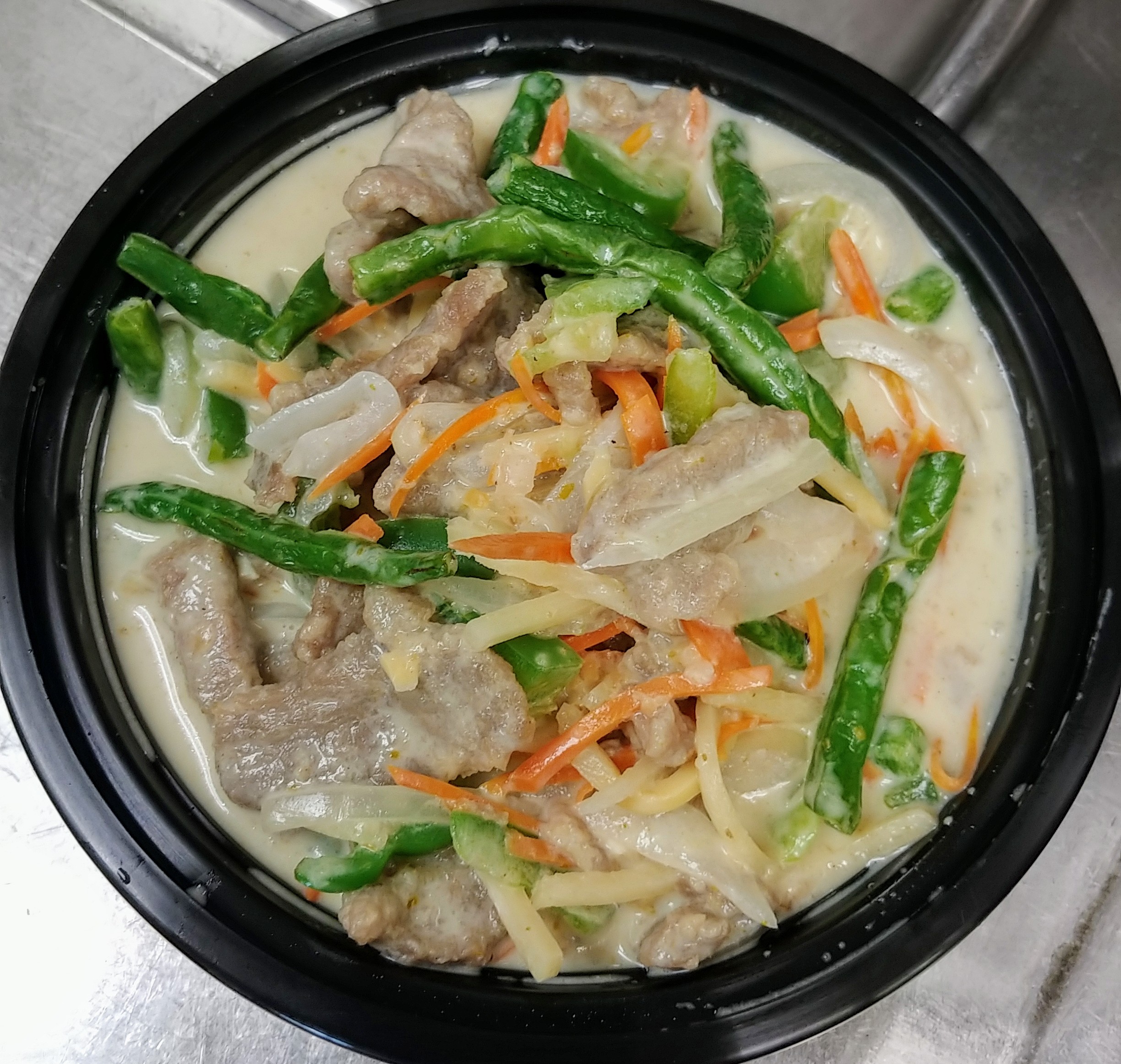 Order Thai Style Green Curry food online from House of Hunan store, Chicago on bringmethat.com