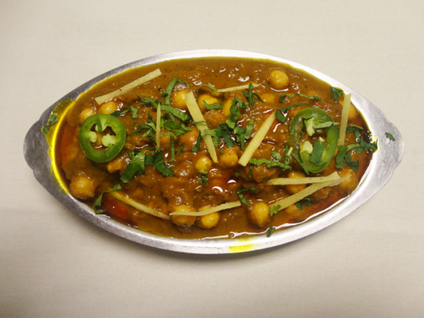 Order Chana Masala  food online from Mantra Indian Cuisine  store, Ontario on bringmethat.com