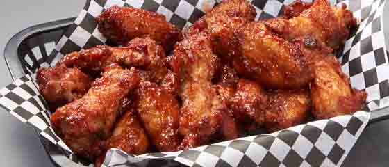 Order 20 Piece Wing Run Wings food online from Mazzio's Italian Eatery store, Winder on bringmethat.com